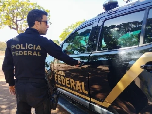 PF afasta servidores dos Correios por envolvimento em esquema de tráfico de drogas