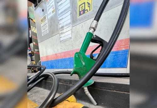 Polícia interdita 49 postos suspeitos de lavar dinheiro para o PCC