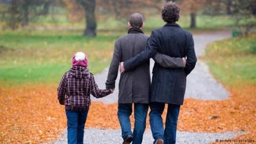 STF julgará direito à licença-maternidade para homens em uniões homoafetivas