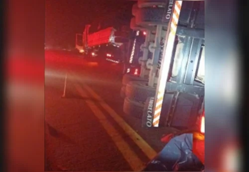 Acidente entre moto e caminhão mata motociclista de 58 anos na BR-153 em Araguaína