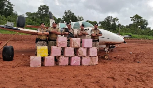 Cerco policial deixa dois mortos e apreende 500 kg de drogas em aeronave no TO