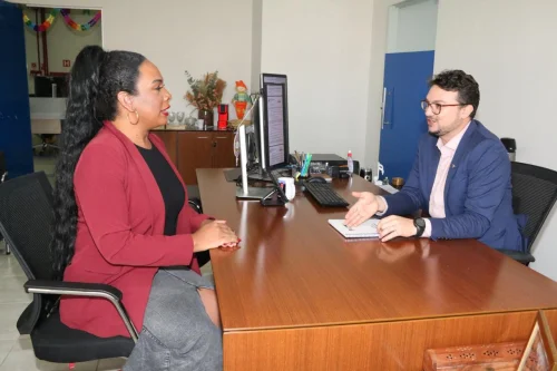 Servidora de Palmas é primeira mulher trans doutora em Educação pela UFT