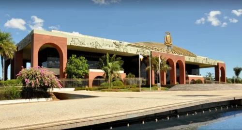 Governo do Tocantins antecipa ponto facultativo do Dia do Servidor para segunda