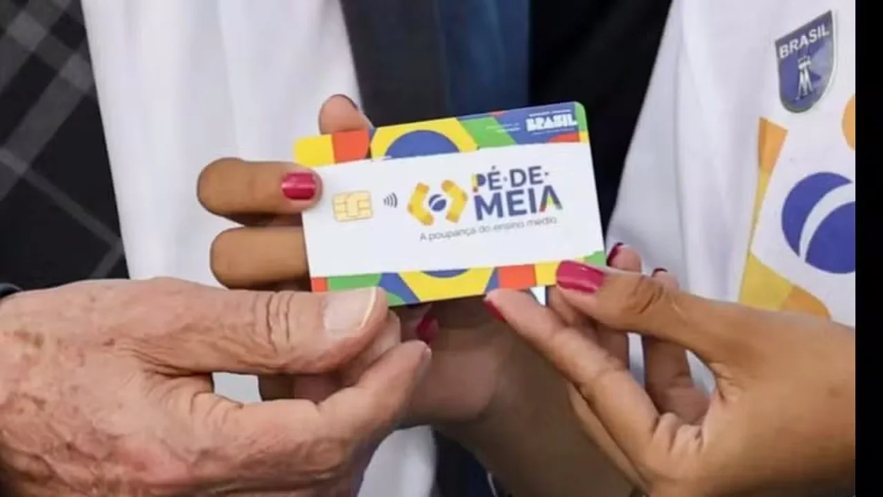 MEC Lança Calendário de Pagamentos do Programa Pé-de-Meia - Mobile View