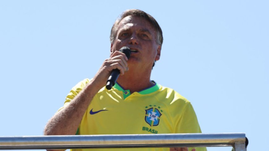 Bolsonaro lamenta decisão do STF: "Perseguição sem fim"
